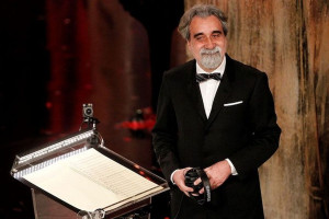 Sotto la direzione di Vessicchio la musica si fa materia ed accelera i legami chimici del vino