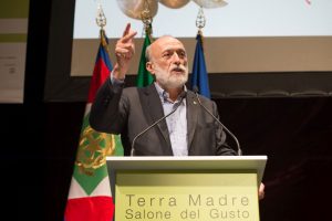 Petrini: &ldquo;controcorrente all&rsquo;Europa, Terra Madre Salone del Gusto accoglie i migranti a Torino&rdquo;