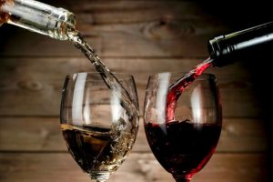 Brunello and Amarone leaders for red wines, Prosecco DOCG and Gavi for whites, according to ISMEA