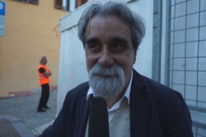 Quando la musica incontra il vino: a WineNews un maestro d&rsquo;orchestra d&rsquo;eccezione, Beppe Vessicchio