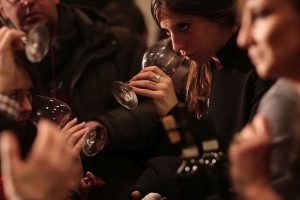 Creating a "Science of Wine Tastes" to synchronize the language ​​of experts and non-experts
