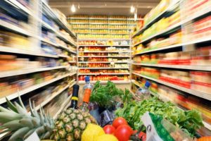 Istat, boom dei prezzi allo scaffale nel carrello a luglio: +2,2%, pesano i rincari degli alimentari