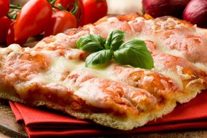 Tra pizza e take away, pi&ugrave; 6.000 nuove imprese aperte in Italia in 5 anni, Lombardia in testa
