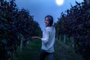 Vendemmia &ldquo;benedetta&rdquo; e culturale: Monsignor Andreatta nei Colli Euganei benedice i filari