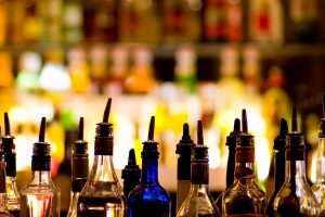 Alcol e minori, pub e discoteche i luoghi di maggior consumo, con scarsi controlli