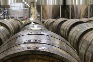 Cantina Italia: nelle aziende del Belpaese 55,6 milioni di ettolitri di vino a novembre 2022