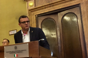 Centinaio, tra vendemmia, promozione, etichette a semaforo e binomio agricoltura-turismo