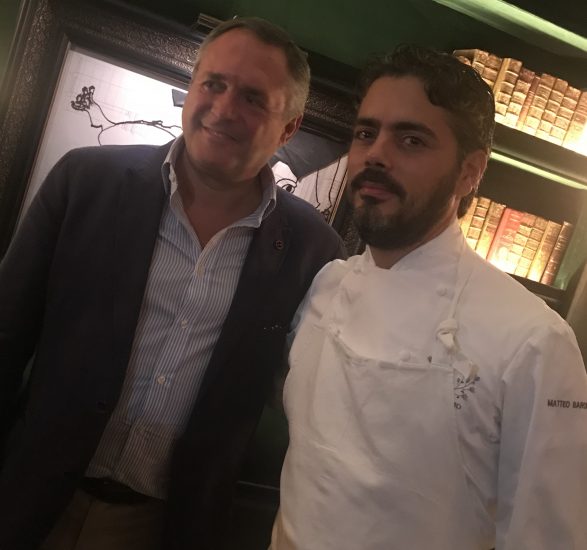 Jesus Garcia di Joselito con lo chef Matteo Baronetto dello stellato Ristorante del Cambio di Torino