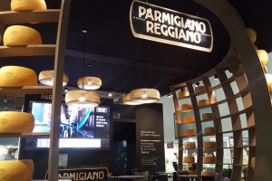 Trasparenza del mondo della ristorazione: il peso del settore nella tutela dei prodotti Dop italiani