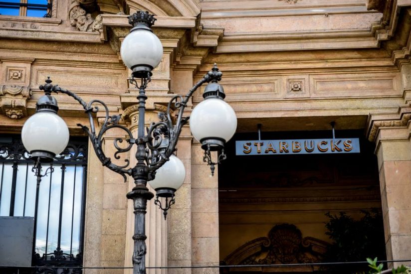 Starbucks sbarca a Milano