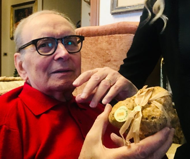 Al compositore Ennio Morricone il “Tartufo alla Carriera”