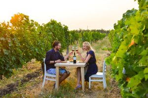 Dall’approccio olistico all’analisi dei big data, il futuro del turismo del vino in 8 punti Dall’approccio olistico all’analisi dei big data, il futuro del turismo del vino in 8 punti