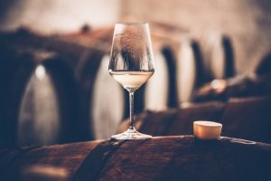Tra vino, verdure, formaggi e non solo, vale 6 miliardi di euro la vendita diretta in Italia Tra vino, verdure, formaggi e non solo, vale 6 miliardi di euro la vendita diretta in Italia