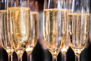 Sparkling wines lead Italian wine exports and are the stars of the &ldquo;Sparkle 2019&rdquo; Guide