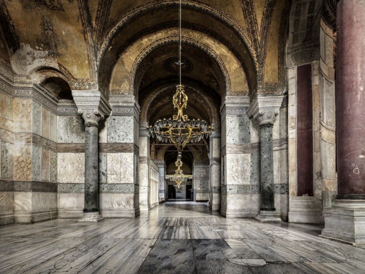 Il Calendario e Roberto e Generoso Di Meo con Vittorio Sgarbi