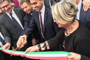 “Sono qui perché la filiera della cooperazione del vino è un’eccellenza, e non delocalizza”