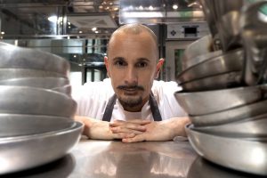 &ldquo;Les 100 Chefs&rdquo;: Arnaud Donckele (La Vague d&rsquo;Or di Saint Tropez) n. 1