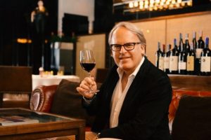 Nella top ten 2018 di James Suckling Scrio 2015 Le Macchiole e Solaia 2015 Antinori