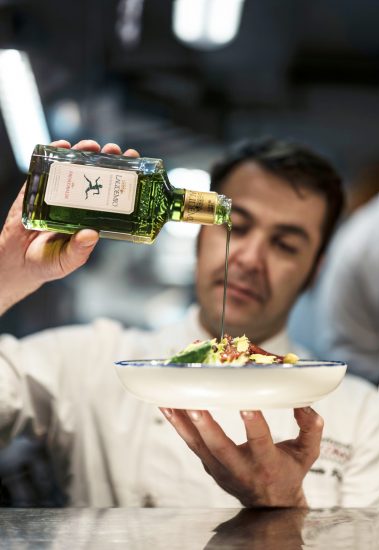 Olio EVO di qualità sempre più ricercato come prodotto di lusso, la ricerca di Nomisma per Frescobaldi