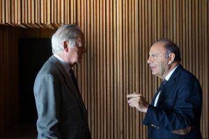 Creare valore, aumentare i prezzi e la qualità: la sfida del vino italiano ai mercati riparte da qui Creare valore, aumentare i prezzi e la qualità: la sfida del vino italiano ai mercati riparte da qui