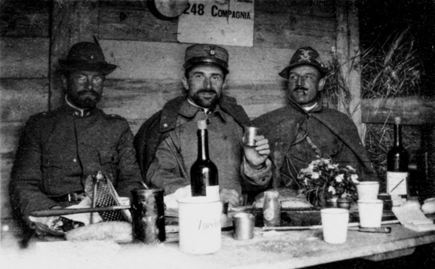 Alcune immagini dal volume voluto dal Consorzio Vini Venezia