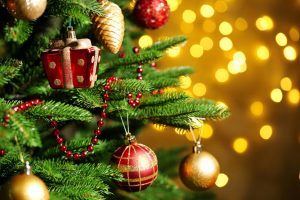 Quanto si spenderà a Natale? Per Confesercenti il 7% in meno, per il Codacons il 2,5% in più Quanto si spenderà a Natale? Per Confesercenti il 7% in meno, per il Codacons il 2,5% in più