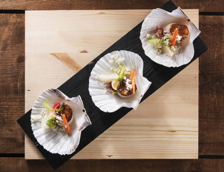 Le Noci di Capesante alla Plancia di Annie Féolde. Ph Brambilla Serrani