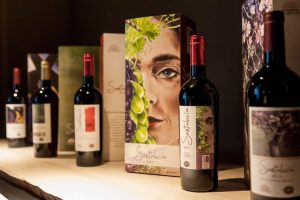 Un Merlot in edizione limitata per la Banca degli Occhi: &egrave; il Santalucia 2017 di Maculan