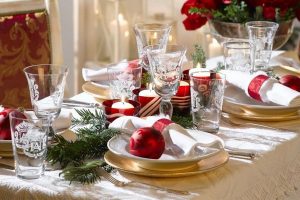 Tullio Gregory e il fascino del pranzo di Natale e del vino, simboli di convivialità e di civiltà