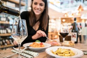 Osservatorio Signorvino: continuano a crescere le bollicine nei consumi di vino degli italiani