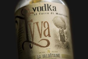 Eyva Vodka al farro di montagna