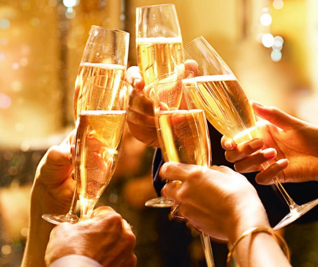 Capodanno, 42 milioni di italiani lo hanno trascorso in casa, tra convivialit&agrave; e buona tavola