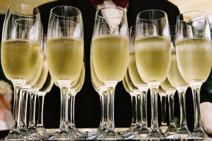 Consumi: in Italia cresce il vino confezionato nel 2019, e continuano a volare gli spumanti