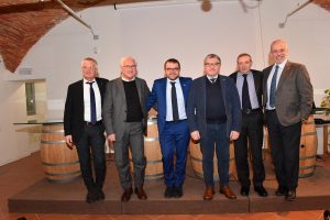 “Un Tavolo Oltrepò per il Vino”: i vini del Pavese costruiscono il futuro e puntano sulla qualità “Un Tavolo Oltrepò per il Vino”: i vini del Pavese costruiscono il futuro e puntano sulla qualità