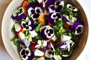 La cucina contamina Sanremo: Bastianich in giuria del Festival, e arriva &ldquo;Buon appetito, fiorellino&rdquo;