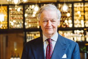 Il mercato dei grandi vini non conosce crisi, ed il peso dell’Italia, pian piano, cresce Il mercato dei grandi vini non conosce crisi, ed il peso dell’Italia, pian piano, cresce
