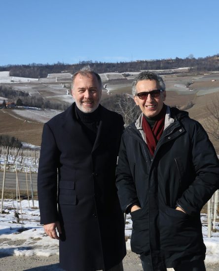 Paolo Damilano e John Turturro tra i vigneti delle Langhe