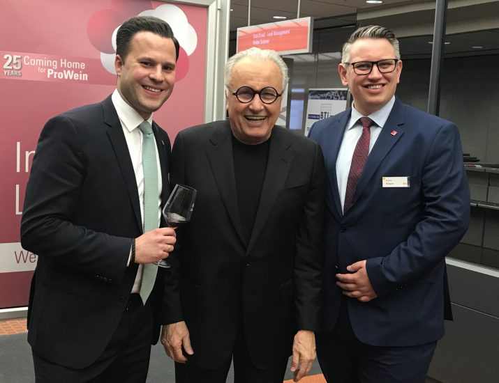 Marius Berlemann con Angelo Gaja ed il nuovo dg ProWein, Bastion Mingers
