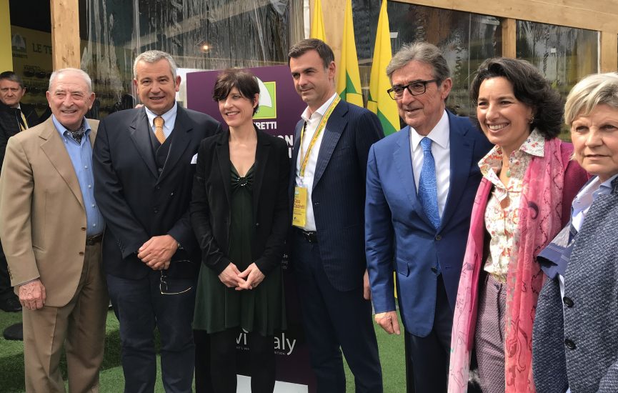 Grandi etichette del Belpaese nella degustazione di Coldiretti guidata da Riccardo Cotarella