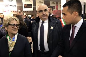 “Il vino è il volano dell’export made in Italy nel mondo”: a Vinitaly il vice premier Luigi Di Maio