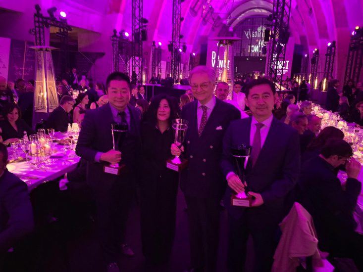 Giovanni Geddes con Demei Li, Leon Liang e Stevie Kim