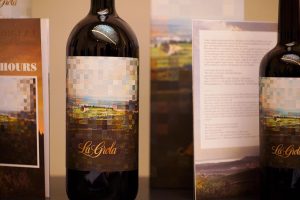 Occidente ed Oriente uniti nel segno del vino: Hiroyuki Masuyama firma l’etichetta de La Grola