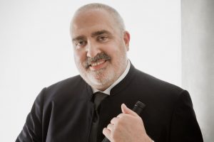 Trasformare l’ecomostro nella porta del territorio: il progetto di Querciabella nel Chianti Classico