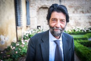 Massimo Cacciari - “Il vino, legato a cibo, cultura, turismo e moda: le sole risorse dell’Italia”