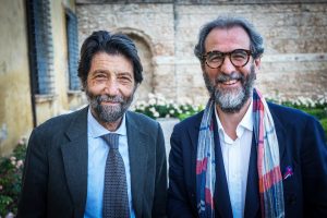 “L’Italia può puntare solo sul vino, legato a cibo, cultura, turismo e moda”: così Massimo Cacciari “L’Italia può puntare solo sul vino, legato a cibo, cultura, turismo e moda”: così Massimo Cacciari