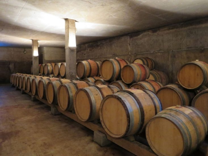 La cantina di Domaine Forey in Borgogna