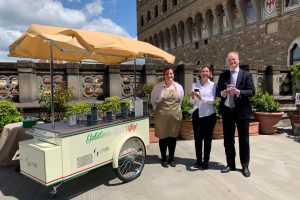 Firenze: apre una gelateria sulla terrazza degli Uffizi