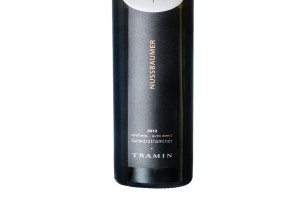 Kellerei Tramin, Doc Alto Adige Gewürztraminer Nussbaumer 2012