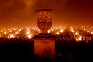 Gelo sull’Europa, e in vigna si accendono in fuochi. Anche in Italia, dall’Alto Adige alla Toscana