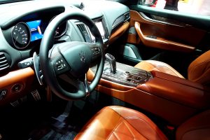 Antinori e Maserati, la partnership che unisce vino e motori nel nome del co-branding di qualità Antinori e Maserati, la partnership che unisce vino e motori nel nome del co-branding di qualità